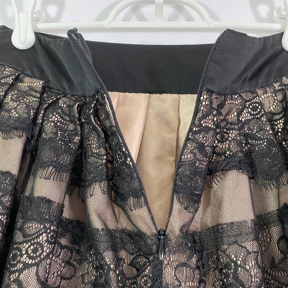 XXI Black Floral Lace Skater Circle Skirt - Picture 10 of 10